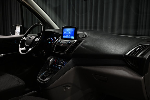 Ford Transit Connect 23 of 25