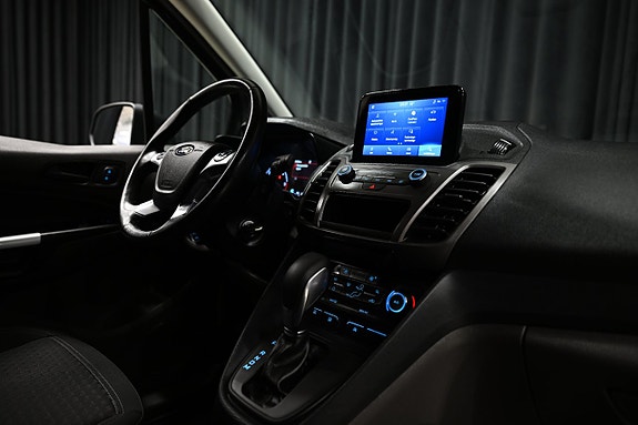 Ford Transit Connect 24 of 25