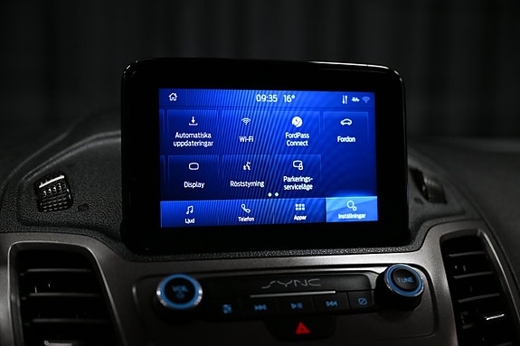 Ford Transit Connect 17 of 25