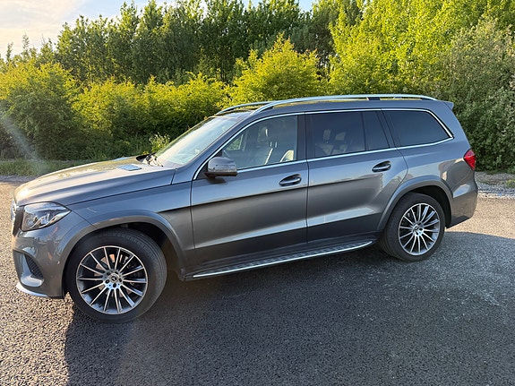 Mercedes-Benz GLS350 d 3 of 9