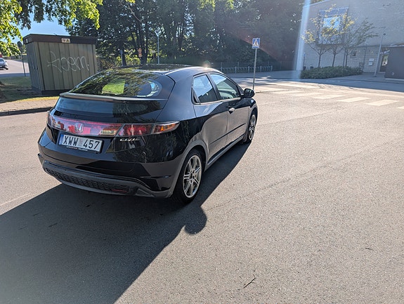 Honda Civic 3 of 5
