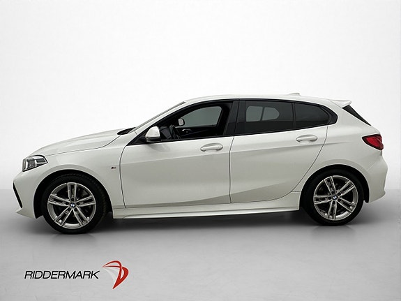 BMW 118i 4 of 5