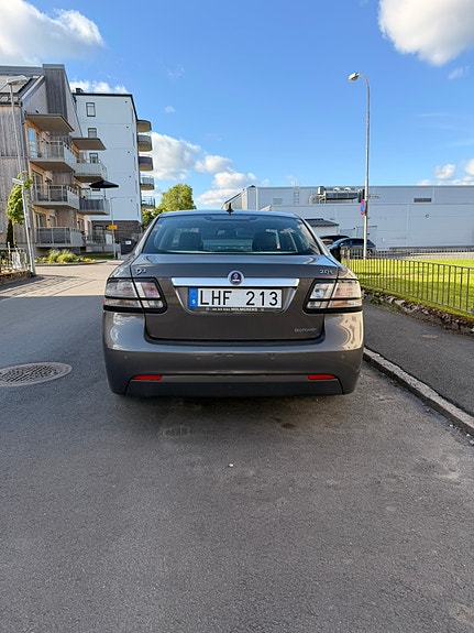 Saab 9-3 2 of 5
