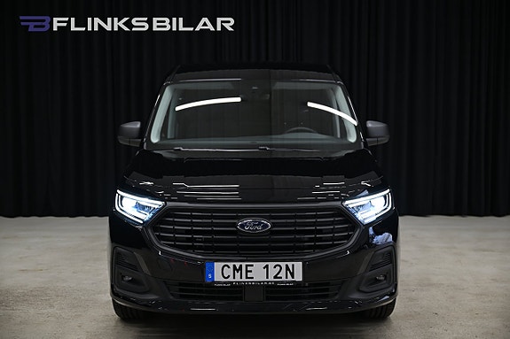 Ford Transit Connect 11 of 26