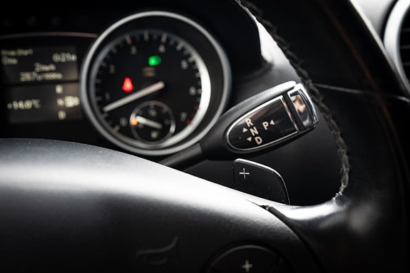 Mercedes-Benz GL450 23 of 28