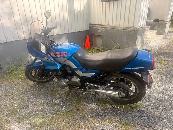 Suzuki Gsx 750 Es 3 of 5