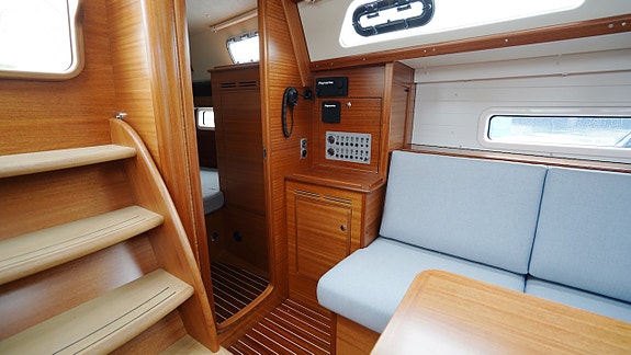 Hallberg-Rassy 340 / 2026 11 of 12