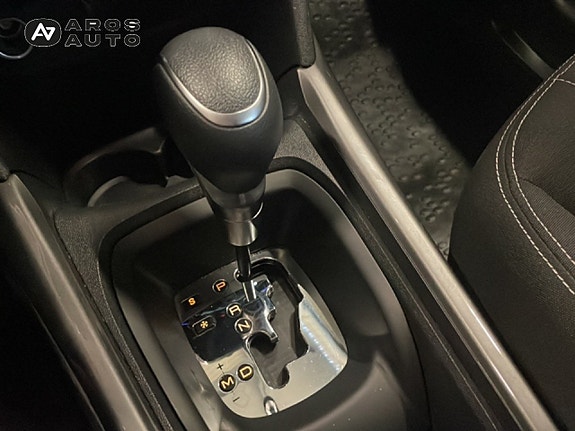 Peugeot 2008 12 of 14