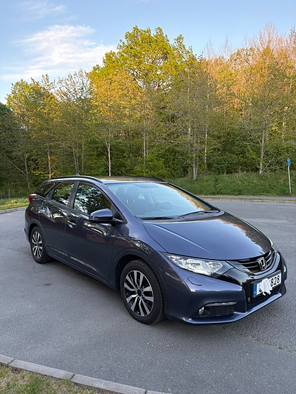 Honda Civic 3 of 5