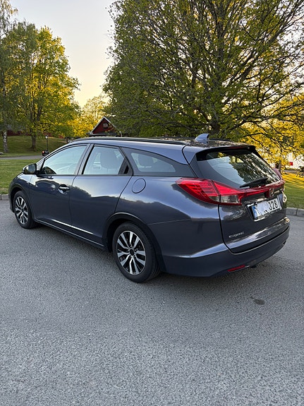 Honda Civic 4 of 5