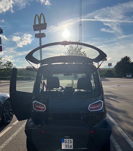 Eloped M1E Premium 11 of 12