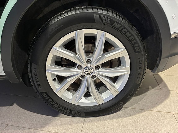 Volkswagen Tiguan 14 of 14