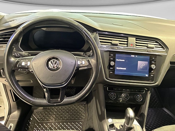 Volkswagen Tiguan 7 of 14