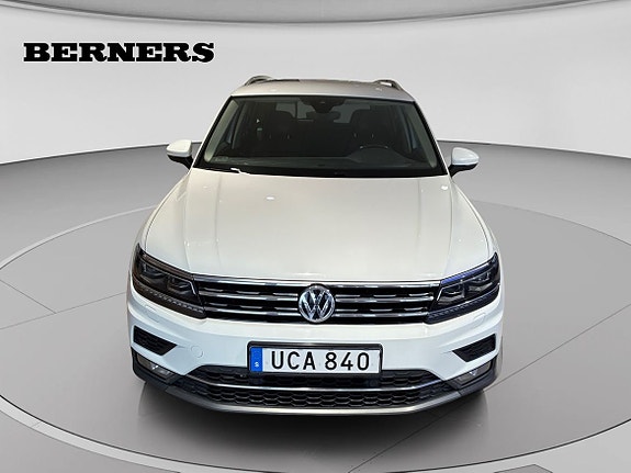 Volkswagen Tiguan 4 of 14