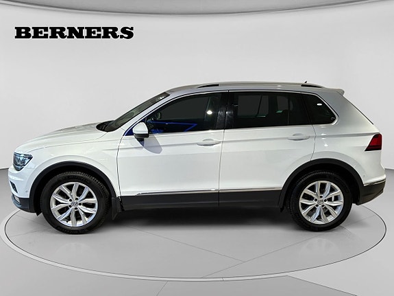 Volkswagen Tiguan 2 of 14