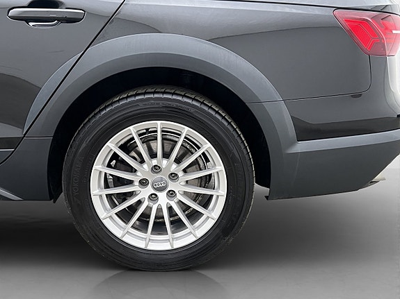 Audi A4 allroad 30 of 30
