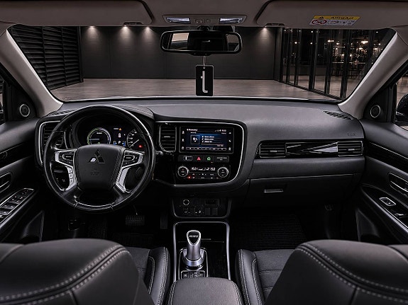 Mitsubishi Outlander 11 of 13