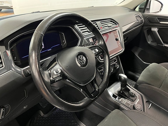 Volkswagen Tiguan Allspace 14 of 25