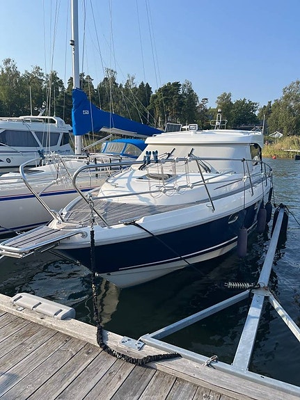 Aquador 28 HT /  Volvo Penta 350 HK / 2008 / KAMPANJ 12 of 12