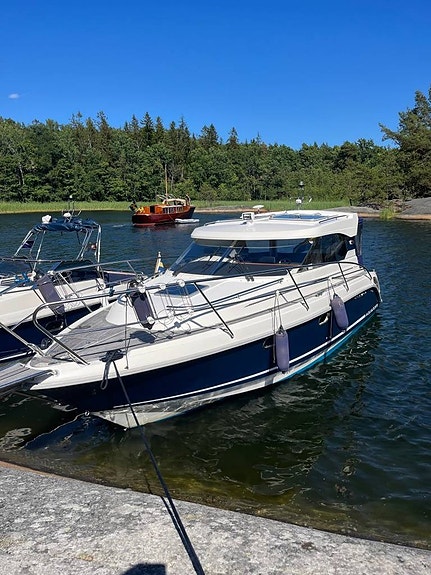 Aquador 28 HT /  Volvo Penta 350 HK / 2008 / KAMPANJ