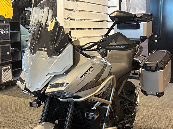 Zontes 703F ADVENTURE 19x17 11 of 17