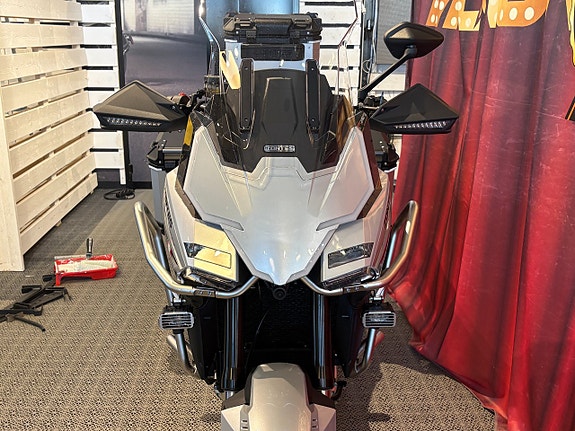 Zontes 703F ADVENTURE 19x17 4 of 17