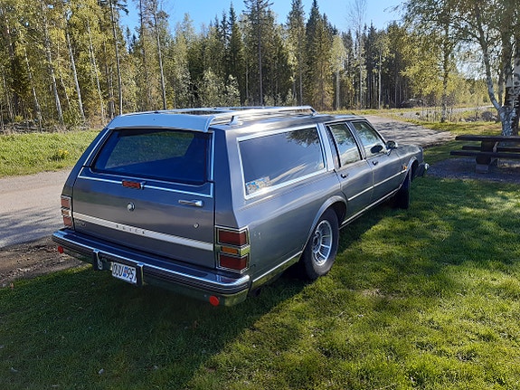 Buick Le Sabre 5 of 17