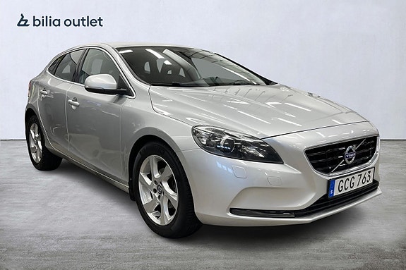 Volvo V40 8 of 25