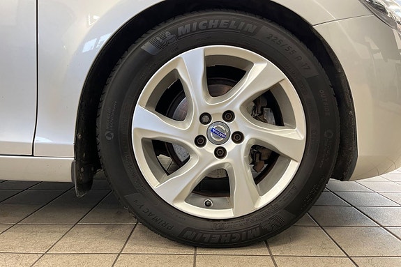 Volvo V40 10 of 25