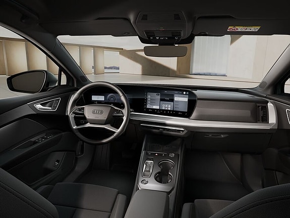 Audi Q4 e-tron 4 of 5