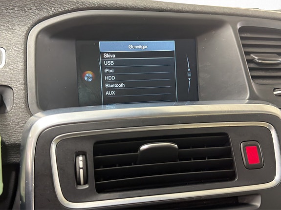 Volvo S60 18 of 30