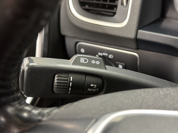 Volvo S60 22 of 30