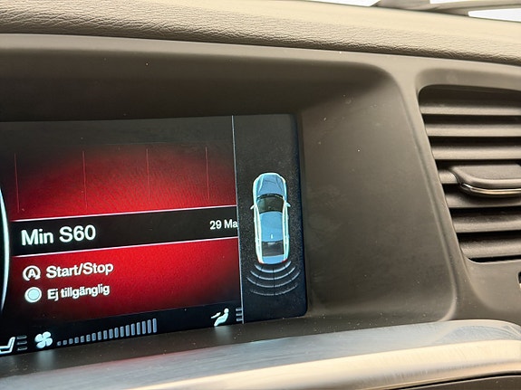 Volvo S60 27 of 30
