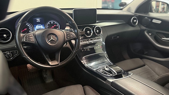 Mercedes-Benz C220 d 10 of 15