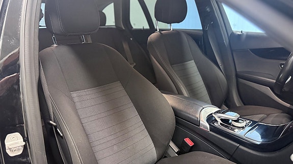 Mercedes-Benz C220 d 14 of 15