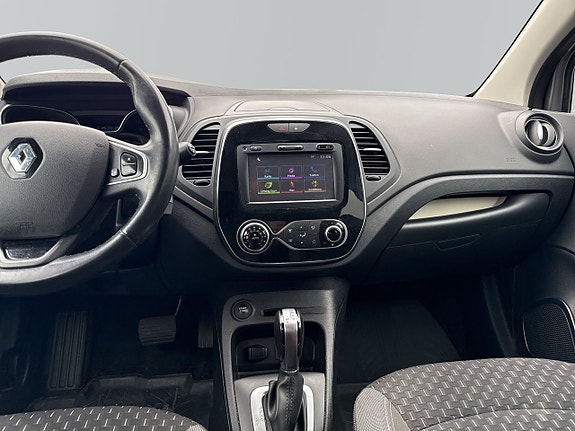 Renault Captur 12 of 15