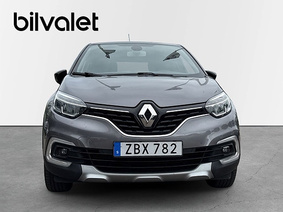 Renault Captur 2 of 15