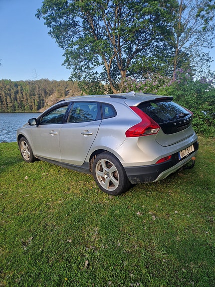 Volvo V40 2014