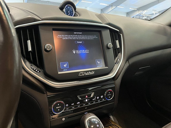 Maserati Ghibli 17 of 19