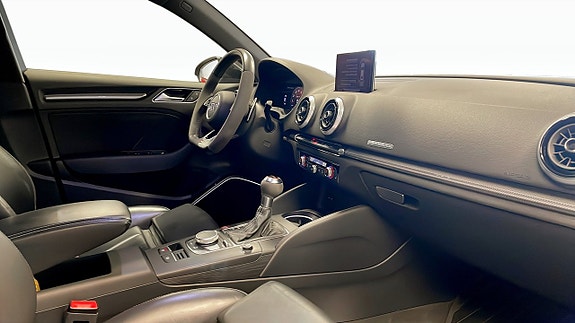 Audi RS3 9 of 15