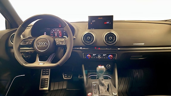 Audi RS3 11 of 15