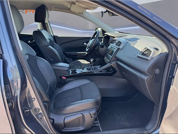 Renault Kadjar 4 of 5