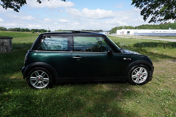 MINI Cooper 5 of 5