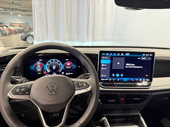 Volkswagen Tiguan 8 of 20
