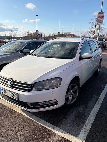 Volkswagen Passat 3 of 5