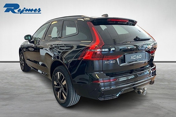 Volvo XC60 16 of 19