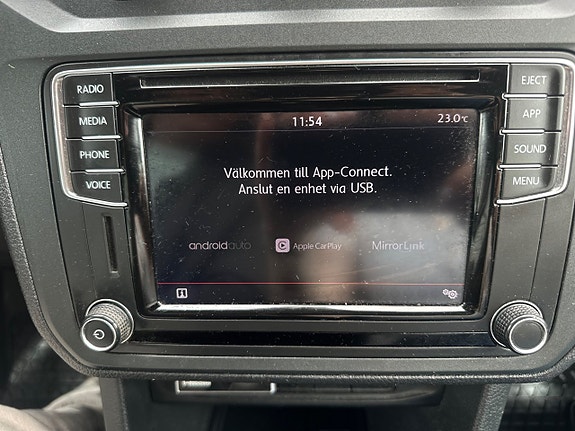 Volkswagen Caddy Maxi 16 of 19