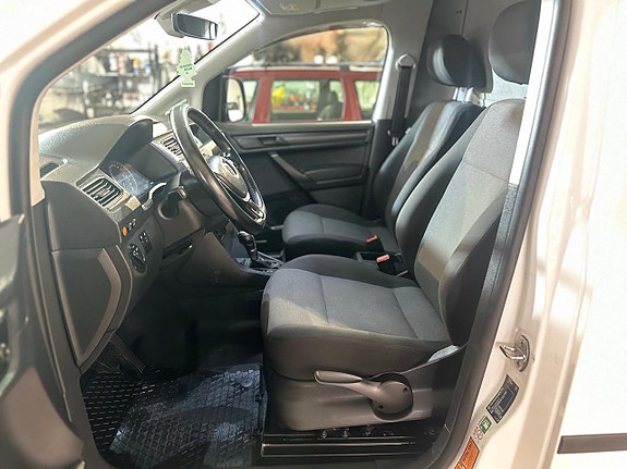Volkswagen Caddy Maxi 6 of 19