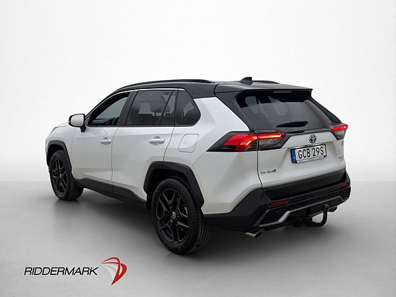 Toyota RAV4 5 of 5