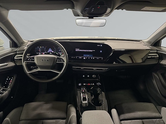 Audi A5 7 of 9